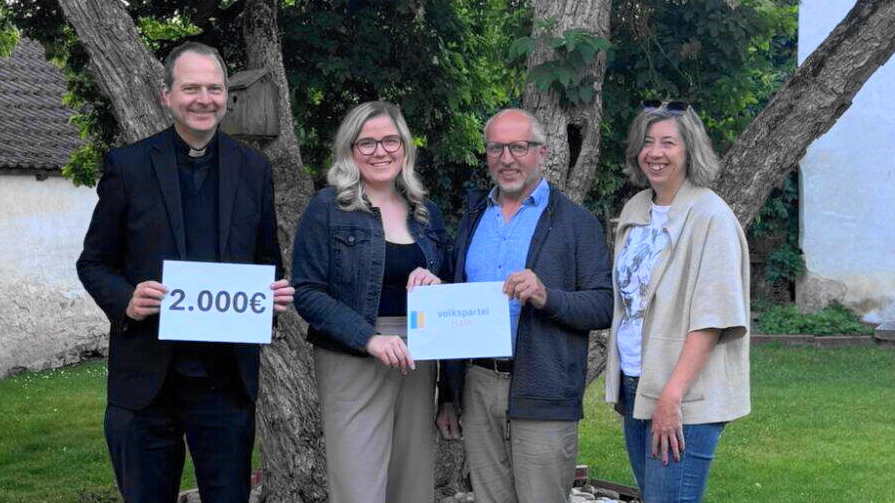 Die VP-Hain spendet € 2.000,- für Kirchen- und € 2.000,- für HdG-Renovierung